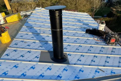 Réalisation d'une toiture en zinc