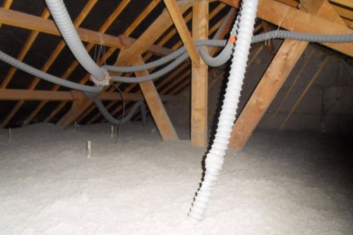 Isolation de combles par insufflation d'ouate de cellulose
