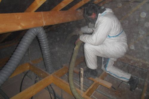 Isolation de combles par insufflation d'ouate de cellulose